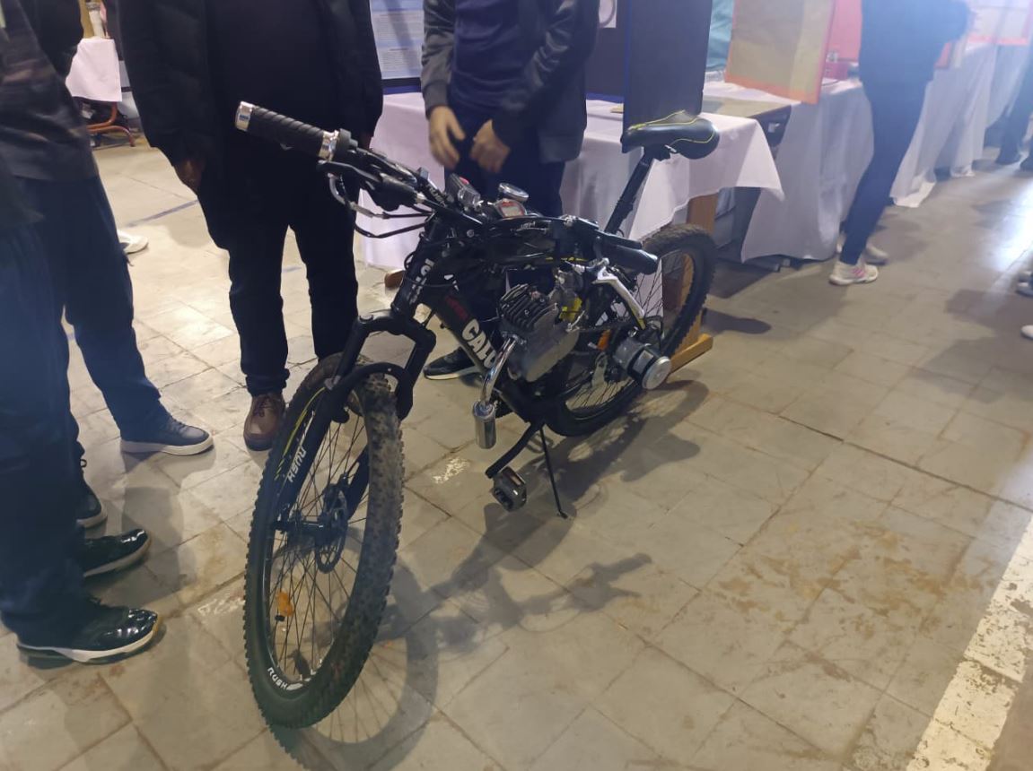 Schüler in Encarnación bauen Hybrid-Fahrrad für rund 460 Euro