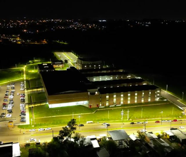 149 neue LED-Leuchten: Zufahrt zum Gran Hospital de Itapúa fertig ausgebaut