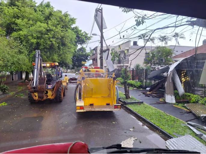 Nach schwerem Unwetter: 18 Feuerwehreinsätze in Itapúa