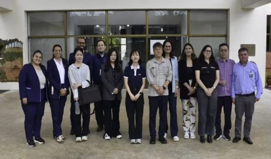 Eine südkoreanische Fachdelegation untersucht Möglichkeiten einer Zusammenarbeit bei der touristischen Entwicklung Itapúas. Im Mittelpunkt stehen nachhaltiger Tourismus und das kulturelle Erbe der Jesuitenmissionen.